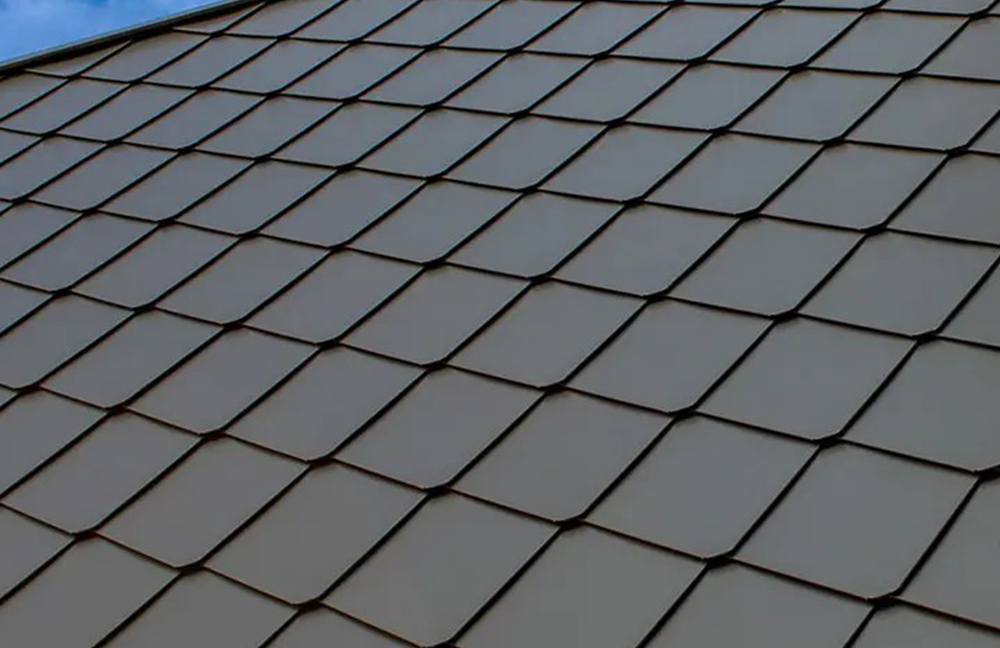  Tagvejledning til aluminiumsshingles: fordele, typer, levetid, omkostninger og installationstips